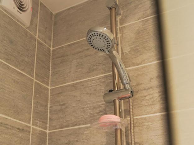 Home In Speke- 8 Mins Walk To Airport Zewnętrze zdjęcie